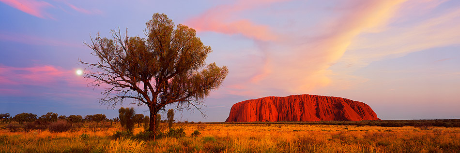 yt-youtube-to-mp3 | Participating in an Uluru Sunset Photography Contest