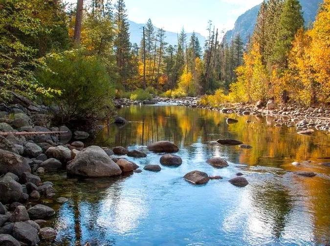 yt-youtube-to-mp3 | Exploring the Ancient Kings Canyon Creek Bed